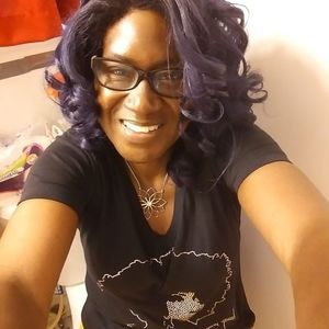 Meet your Posher, Robin